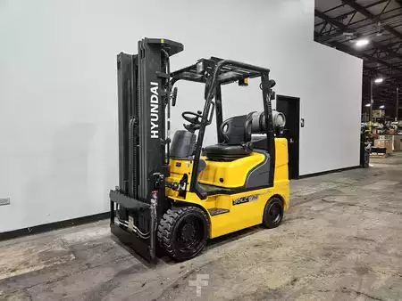 Montacargas GLP 2019  Hyundai 30LC-7A (8)