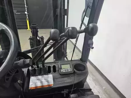 Propane Forklifts 2012  Toyota 8FGU25 (12)
