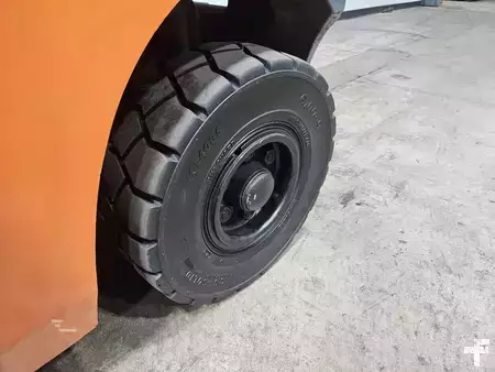 Propane Forklifts 2012  Toyota 8FGU25 (21)
