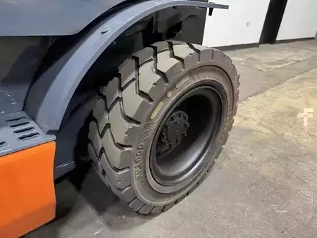 Propane Forklifts 2018  Toyota 8FGU25 (13)