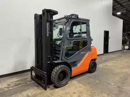Propane Forklifts 2018  Toyota 8FGU25 (6)