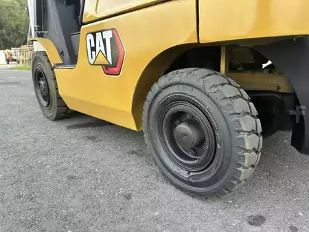 Montacargas GLP 2021  CAT Lift Trucks GP15N (13)