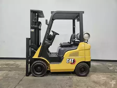 Propane Forklifts 2021  CAT Lift Trucks GP15N (1)