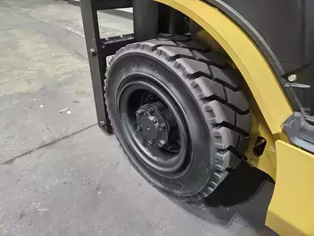 Propane Forklifts 2021  CAT Lift Trucks GP15N (20)