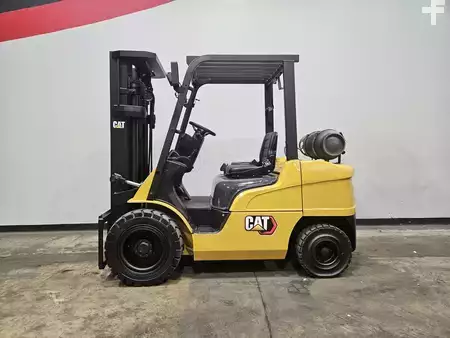 Montacargas GLP 2019  CAT Lift Trucks GP30N (1)