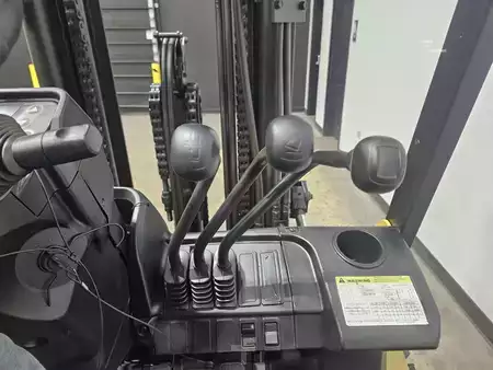 Montacargas GLP 2019  CAT Lift Trucks GP30N (14)