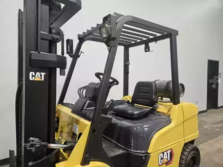 Montacargas GLP 2019  CAT Lift Trucks GP30N (9)