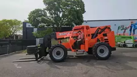 Telehandler Fixed 2017  SkyTrak 10054 (21)
