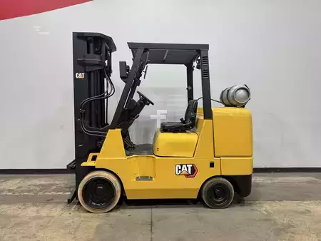 Propane Forklifts 2019  CAT Lift Trucks GC45K (1)