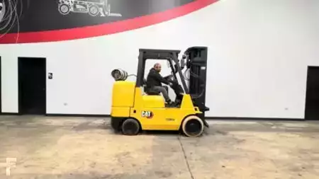 Propane Forklifts 2019  CAT Lift Trucks GC45K (16)