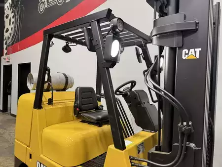 Propane Forklifts 2019  CAT Lift Trucks GC45K (7)