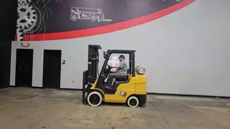 Propane Forklifts 2017  CAT Lift Trucks 2C6000 (24)