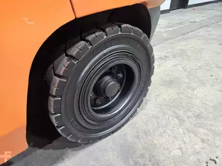 Montacargas GLP 2016  Toyota 8FG45U (18)
