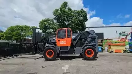 Telehandler Fixed 2013  Skyjack ZB2044 (23)