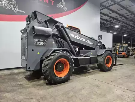 Telehandler Fixed 2013  Skyjack ZB2044 (4)