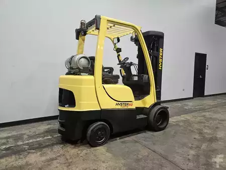 Propane Forklifts 2017  Hyster S60FT (4)