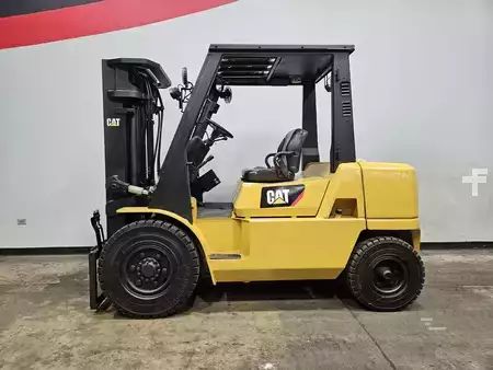 Diesel Forklifts 2006  CAT Lift Trucks DP40K (1)