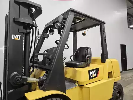 Diesel Forklifts 2006  CAT Lift Trucks DP40K (9)