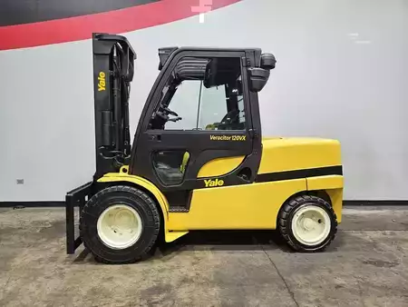 Diesel Forklifts 2017  Yale GDP120VX (1)