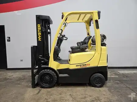 Propane Forklifts 2018  Hyster S50FT (1)