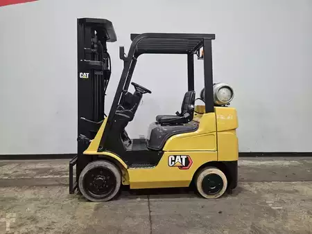 Propane Forklifts 2022  Mitsubishi FGC25N (1)