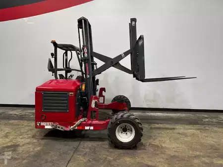 Truck Mounted Forklift 2018  Moffett M4 45.3P (11)