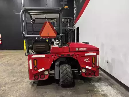 Truck Mounted Forklift 2018  Moffett M4 45.3P (3)