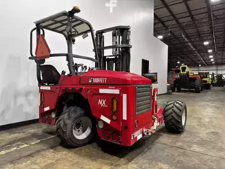 Truck Mounted Forklift 2018  Moffett M4 45.3P (4)