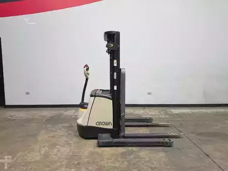 Misceláneos 2016  Crown SX3000-30 (4)
