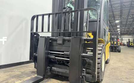 Propane Forklifts 2019  Yale GLP100VX (14)