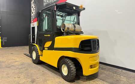 Propane Forklifts 2019  Yale GLP100VX (2)
