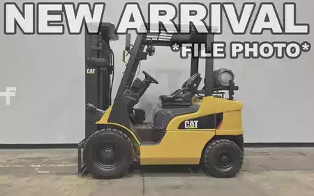 Propane Forklifts 2021  CAT Lift Trucks GP25 (1)