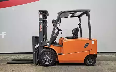 Montacargas Eléctrico (4 ruedas) 2017  Viper FB35 (1)