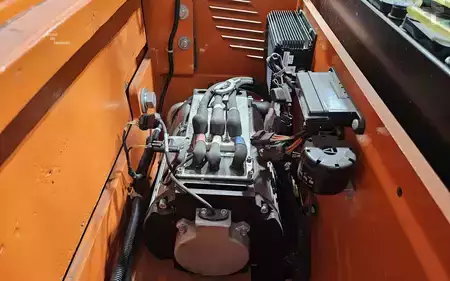Montacargas Eléctrico (4 ruedas) 2017  Viper FB35 (16)