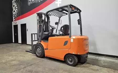 Montacargas Eléctrico (4 ruedas) 2017  Viper FB35 (2)