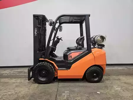 Propane Forklifts 2020  Viper FY25 (1)