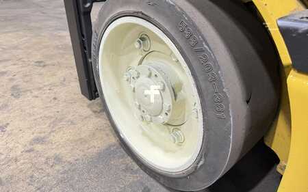 4 Wheels 2014  Yale ERC060VG (8)