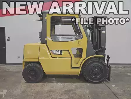 Diesel Forklifts 2006  CAT Lift Trucks DP40K (1)