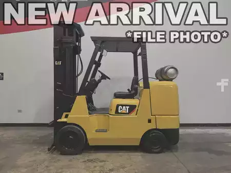 Propane Forklifts 2019  CAT Lift Trucks GC45K (1)