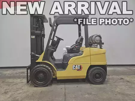 Propane Forklifts 2018  CAT Lift Trucks GP30N (1)