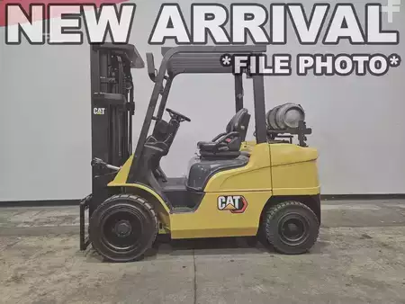 Propane Forklifts 2019  CAT Lift Trucks GP30N (1)