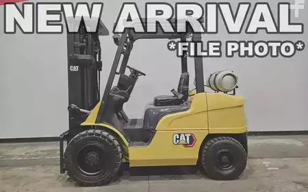 Montacargas diésel 2021  CAT Lift Trucks GP30N (1)