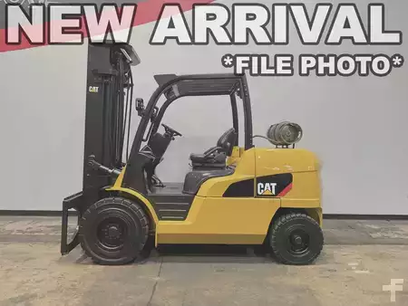 Propane Forklifts 2014  CAT Lift Trucks GP50CN (1)