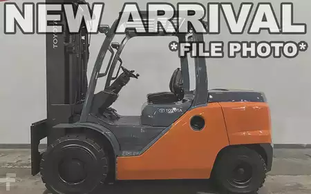 Diesel Forklifts 2020  Toyota 8FD50U (1)