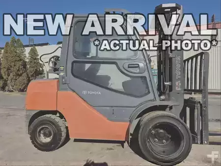 Propane Forklifts 2018  Toyota 8FGU30 (1)