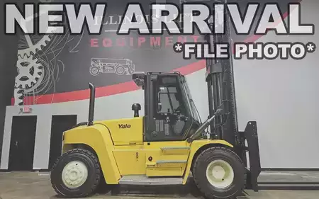 Diesel Forklifts 2012  Yale GDP330EC (1)