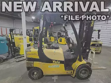 Propane Forklifts 2012  Yale GLP050LX (1)