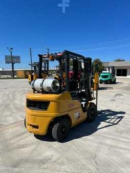 Propane Forklifts 2018  CAT Lift Trucks GP25N5 (2)