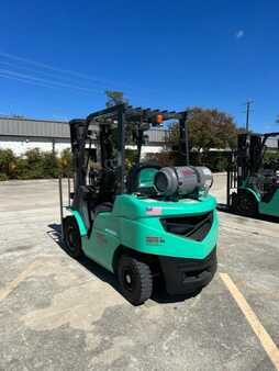 Propane Forklifts 2016  Mitsubishi FGC25N5-LE (1)