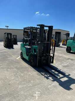 Propane Forklifts 2016  Mitsubishi FGC25N5-LE (3)